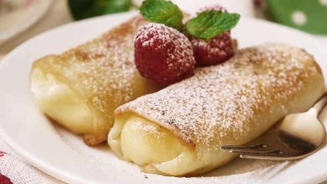 Cheesecake Crepe.